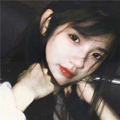 九尾藏不住